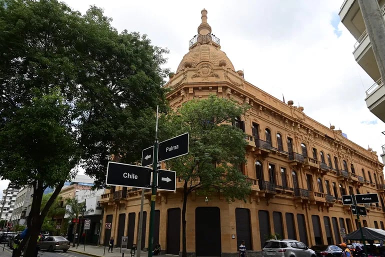 Hoy cobran veteranos y adultos mayores