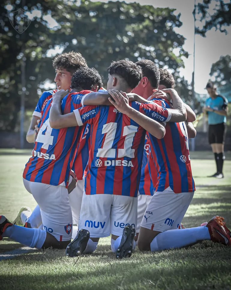 Sexta fecha de las Formativas con los clásicos – Fútbol