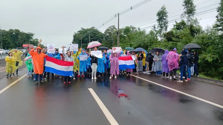 Arancel Cero: estudiantes de Caaguazú inician marcha nacional