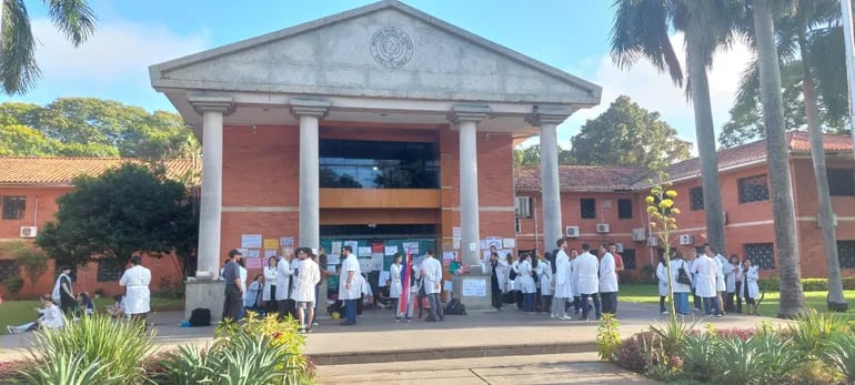 “Arancel cero”: ya son ocho las facultades de la UNA tomadas contra “Hambre cero” y podrían sumarse más