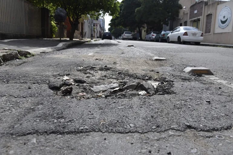 Asunción: Bicisendas se muestran abandonadas y ciclistas exigen el mantenimiento