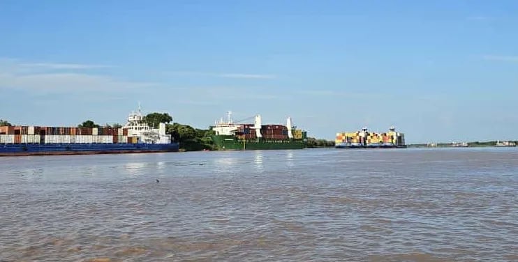 Bajante del río por falta de lluvia: se complica paso en la desembocadura del río Bermejo