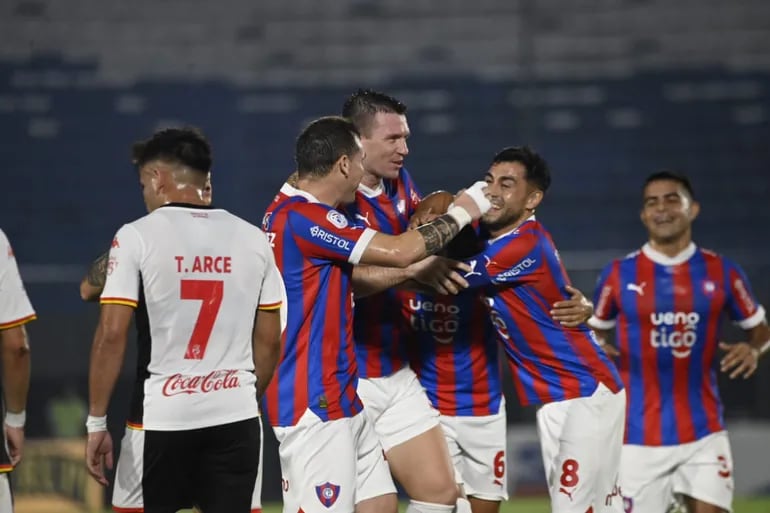 Cerro Porteño vs. General Caballero JLM: El Ciclón aprovecha y se acerca al líder – Fútbol