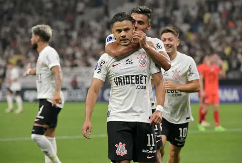 Corinthians vs. Nacional: Paliza del Timao a la academia – Fútbol