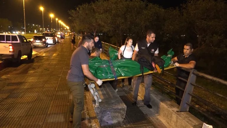 Encuentran un cadáver en la Costanera de Asunción