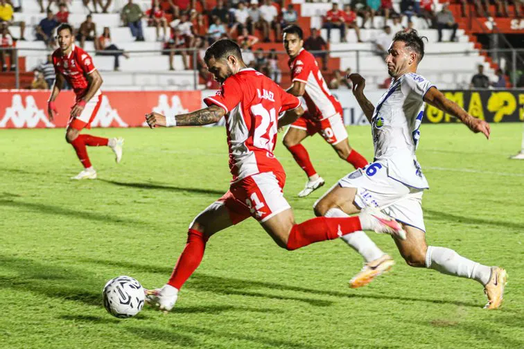 Fútbol paraguayo: Sportivo Ameliano vs. General Caballero, cruce de necesitados en el torneo – Fútbol