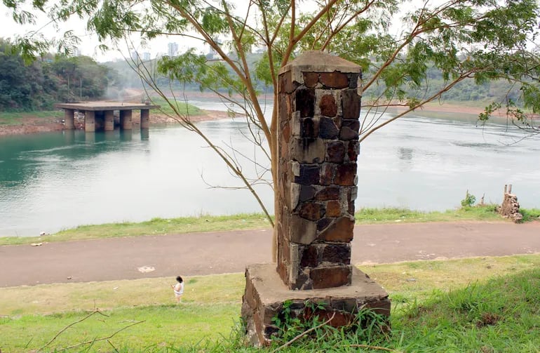 Hallan cuerpo sin vida de un exconvicto en el río Paraná