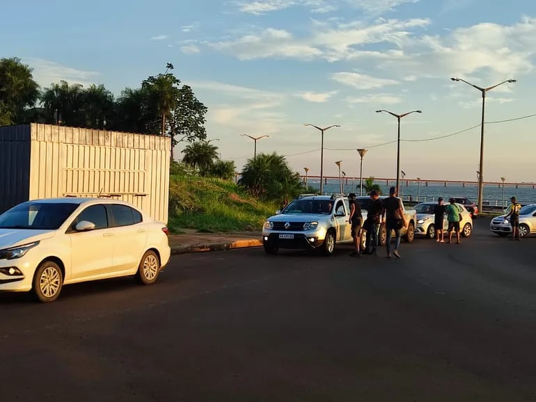 Lento “operativo retorno” en el puente internacional