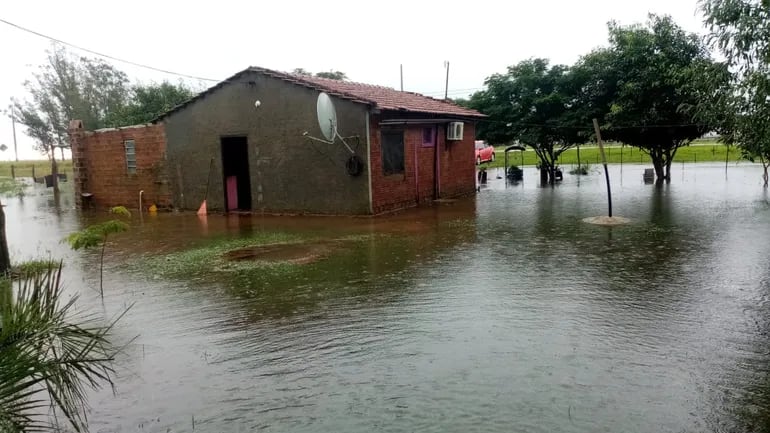 Lluvias afectaron a numerosas familias en Ayolas