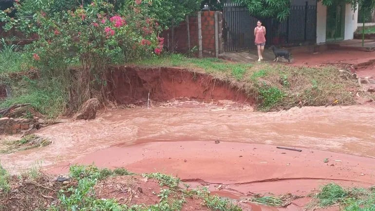 Lluvias causan estragos en un barrio de San Antonio