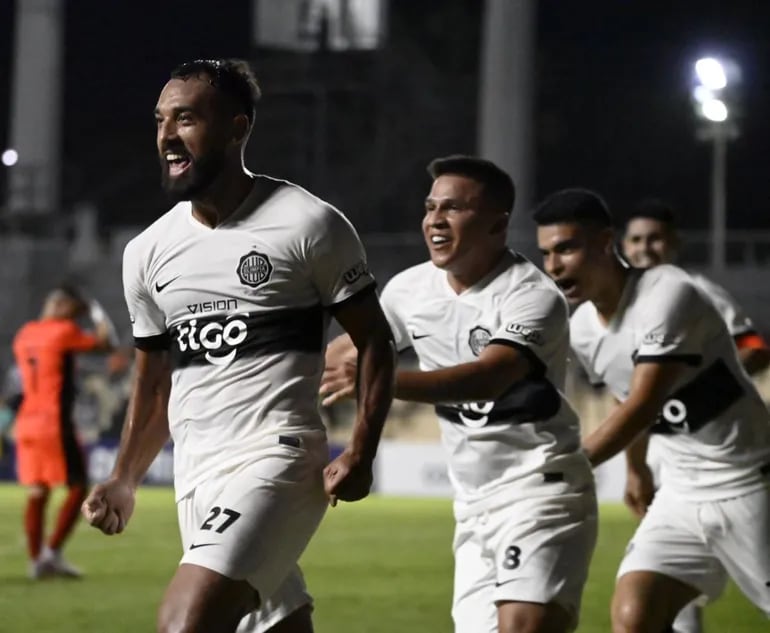 Nacional vs. Olimpia: Martínez mantiene la ilusión franjeada – Fútbol