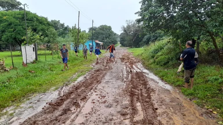 Pobladores de Atinguy piden reparación de caminos y que se refuerce la seguridad