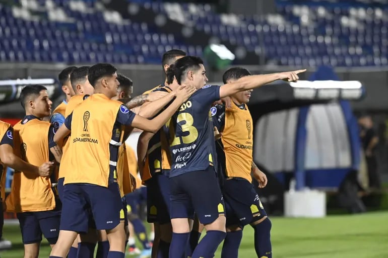 Primera victoria del Triqui en la Sudamericana – Fútbol