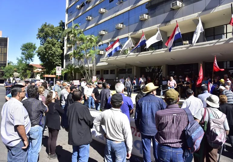 Recorte en haber jubilatorio del IPS afectará a los nuevos jubilados, aclaran