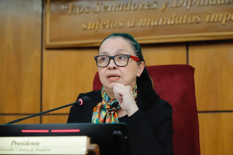 Senadores que votaron por “des-desafuero” deben ser investigados también por coacción, dice Yolanda Paredes