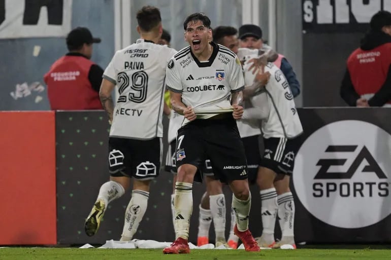 Vídeo: El gol de Colo Colo a Cerro a 20 segundos del final