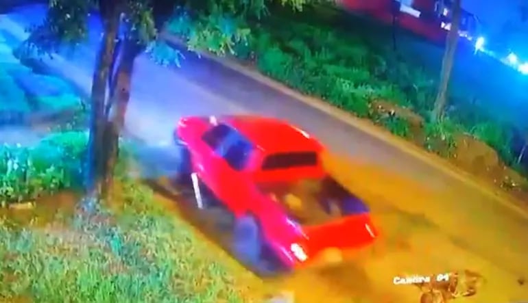 Video: buscan al responsable del accidente que dejó a un hombre en estado grave