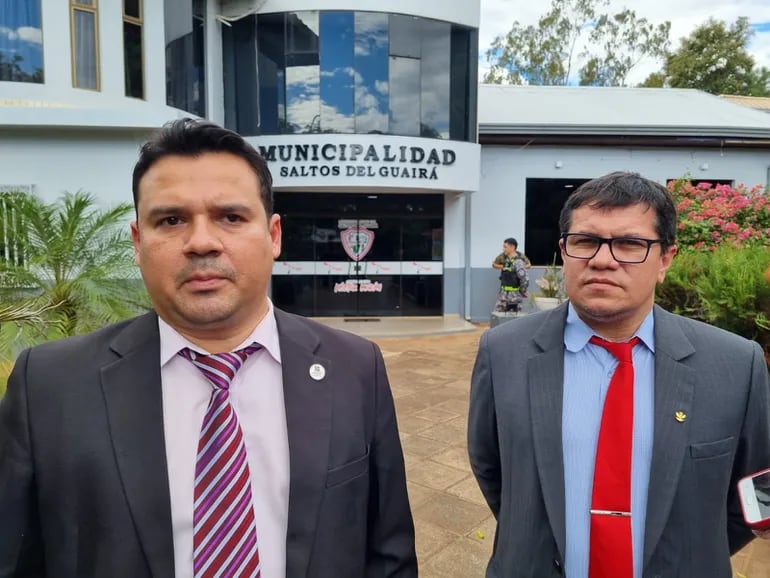 Allanan Municipalidad de Saltos tras denuncia de ediles por presunto mal uso de fondos