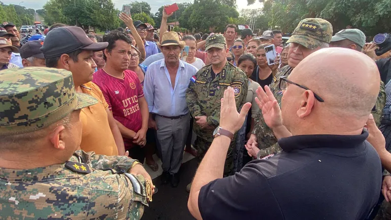 Arroyito: manifestantes cierran Ruta PY05 exigiendo intervención a la municipalidad