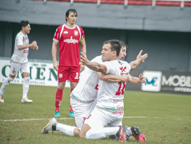 Atlético Tembetary derrotó a 3 de Febrero en Ciudad del Este