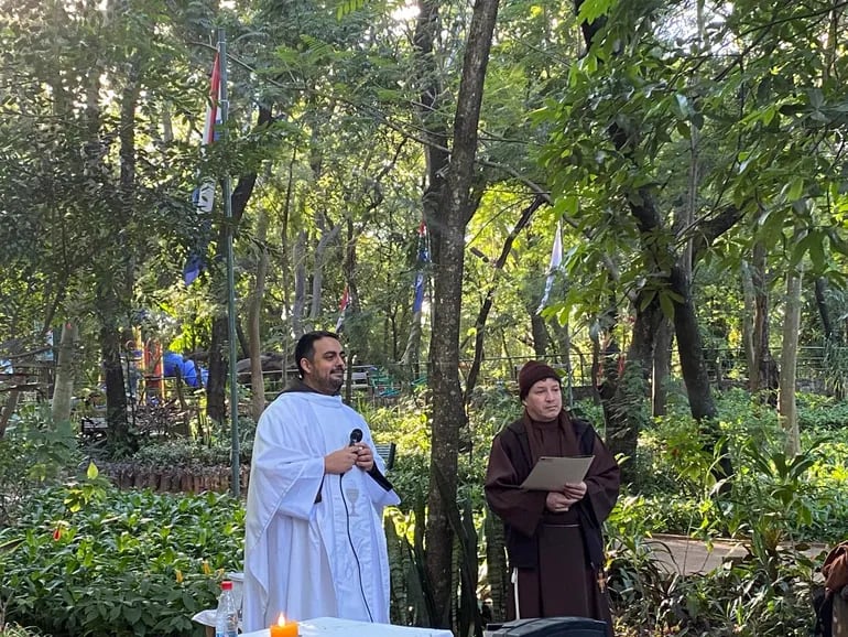 Caminata ecológica con los hermanos Franciscanos Capuchinos