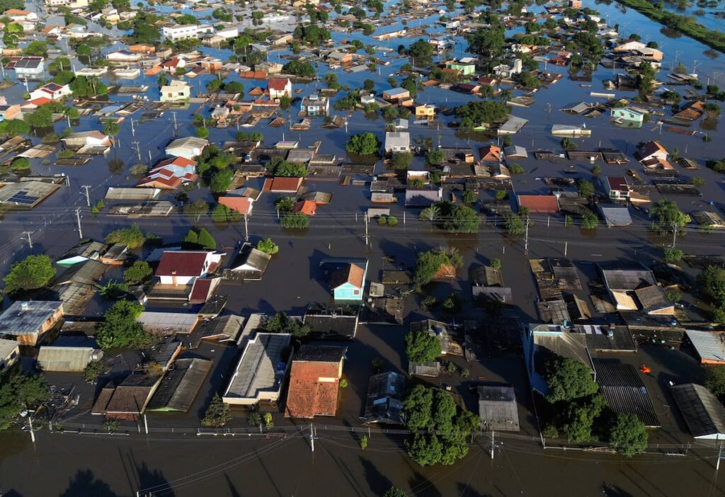 Catástrofe por inundaciones en el sur de Brasil acontece