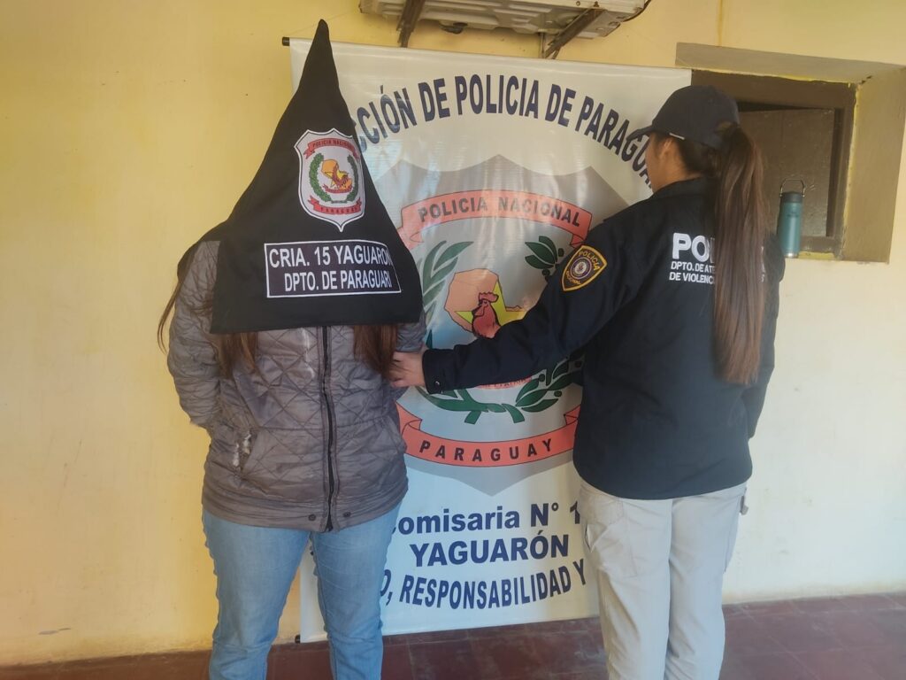 Detenida mujer con orden de captura por tráfico drogas