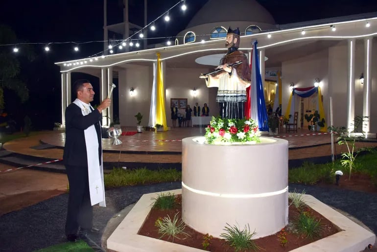 El cardenal Adalberto Martínez celebrará misa en honor a San Juan Nepomuceno