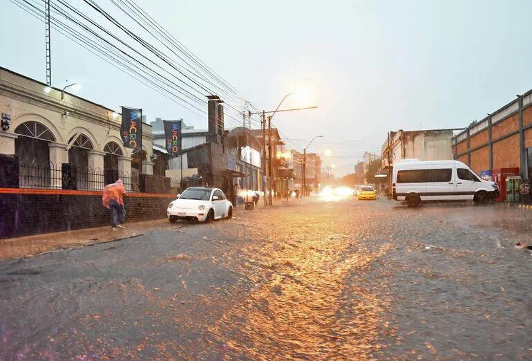 Estos son los seis departamentos donde rige el alerta por tormentas – Clima