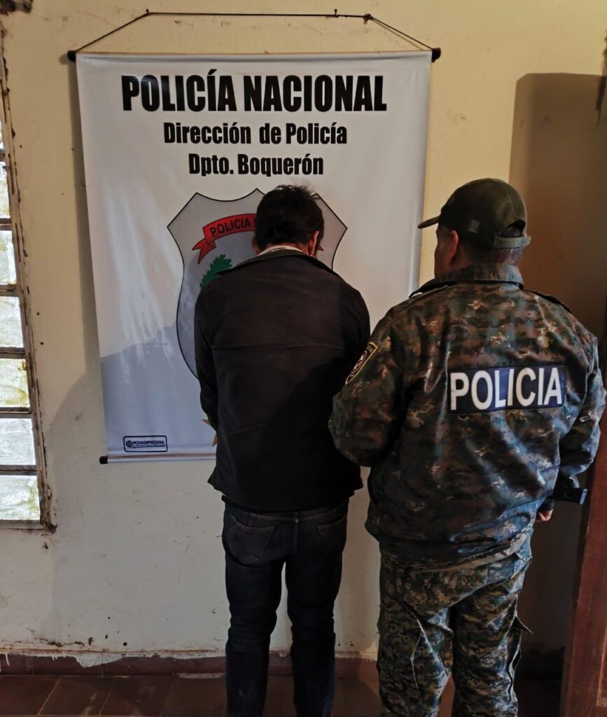 Hombre detenido en La Patria por tres órdenes captura.