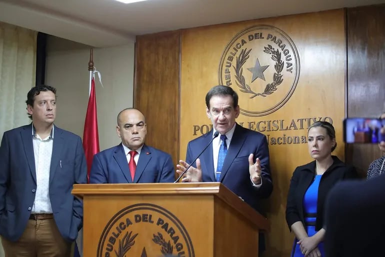 Juventud de PPQ le dice a Penner que con mentiras no se construye democracia