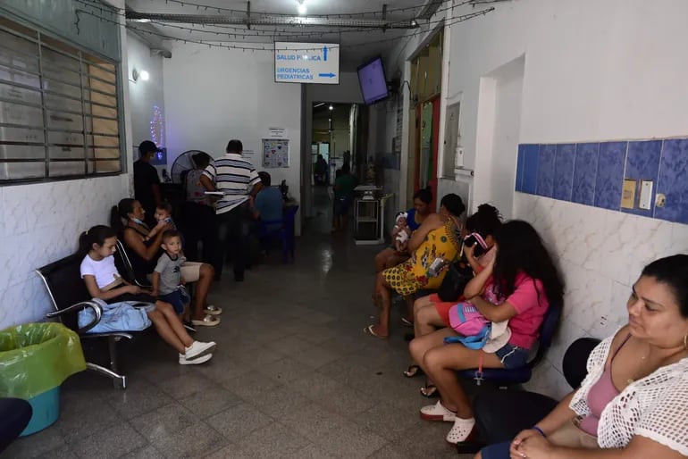 Ministerio de Salud inicia investigación ante falta de atención a pacientes en el Hospital de Barrio Obrero