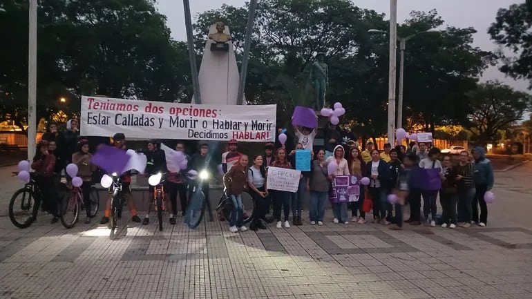 Mujeres autoconvocadas exigieron justicia sobre casos de abusos sexuales