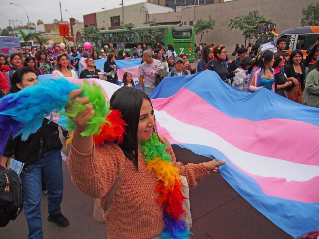 Perú: Polémica por clasificación de personas trans como enfermas mentales