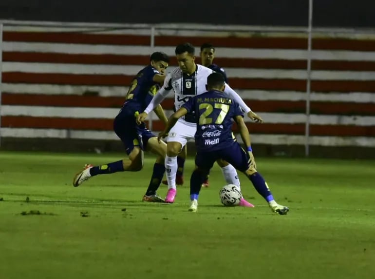 Tacuary vs. Sportivo Trinidense: Minuto a minuto – Fútbol