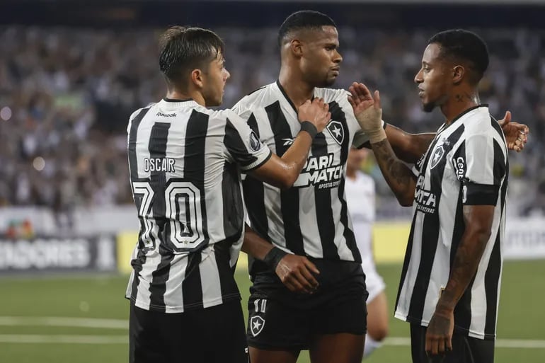 Vídeo: La asistencia de Óscar Romero para el 2-1 de Botafogo