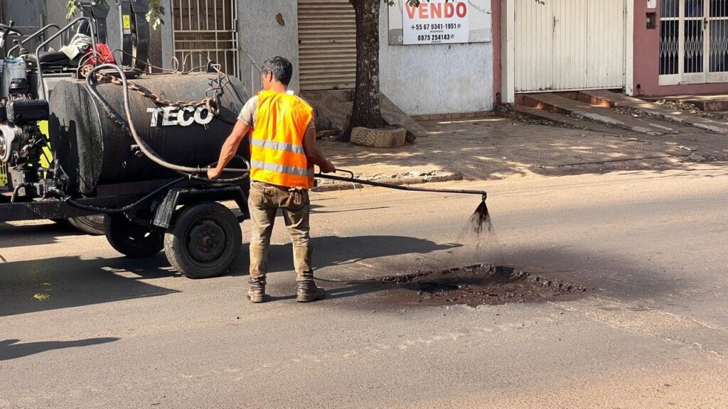 PJC: Prosiguen trabajos de BACHEOS por las calles de la ciudad