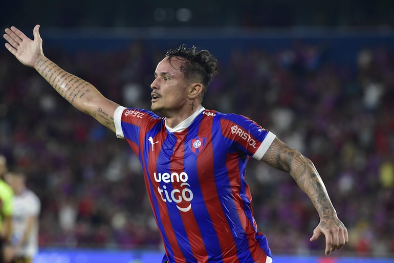 Edu rescindió con Cerro: solo disputó 11 partidos y marcó 1 gol