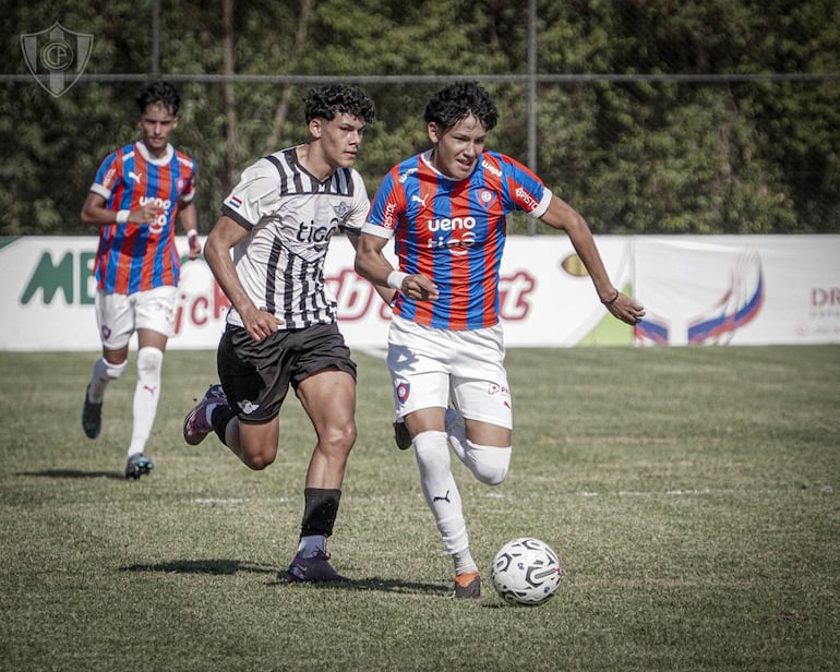 La cima de la Sub 17 sigue siendo azulgrana