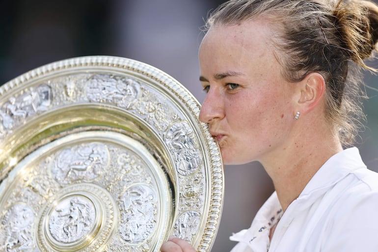 Krejcikova, la reina de Wimbledon – Polideportivo