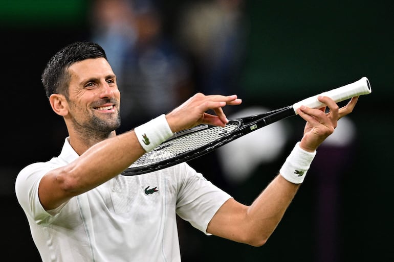 Novak Djokovic clasificó a semifinales de Wimbledon por la lesión de Álex de Miñaur – Tenis