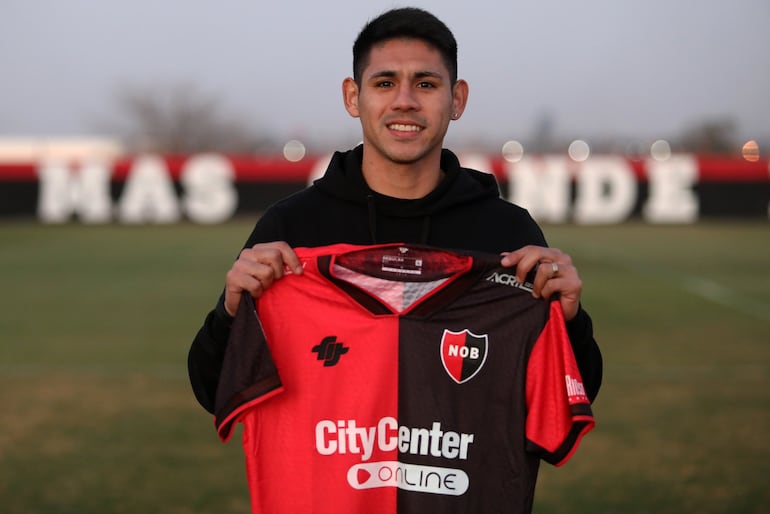 Saúl Salcedo, anunciado oficialmente en Newell’s Old Boys – Fútbol Internacional