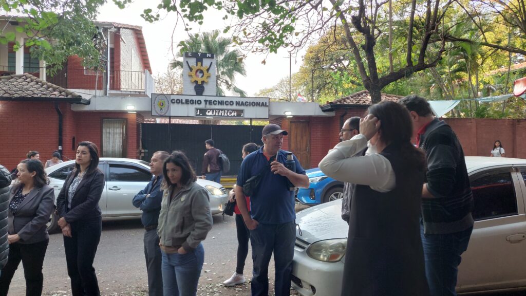 Ante sospecha de irregularidades en cooperadora escolar, padres del CTN van a recurrir a la Justicia