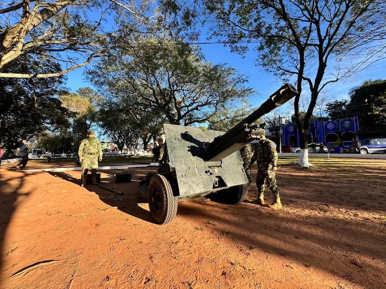 Con honor y patriotismo rindieron tributo a los héroes de la Batalla de Piribebuy