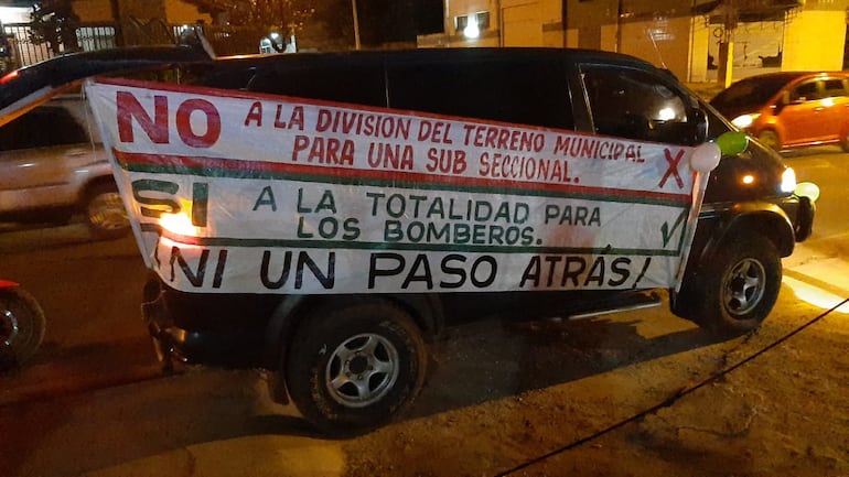 Sanlorenzanos hacen caravana a favor de bomberos de Reducto