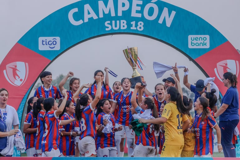 Fútbol Femenino: Cerro campeón y Olimpia vice en la Sub 18 – Fútbol