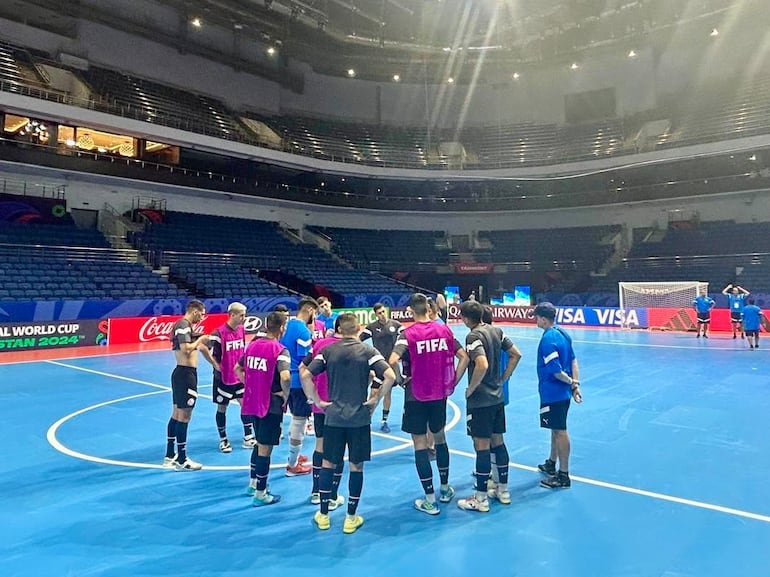 Futsal: Paraguay reconoce el campo de batalla para el Mundial en Uzbekistán – Polideportivo