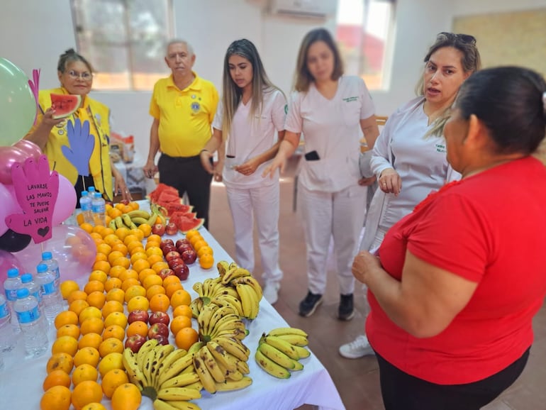 Más de 1.000 personas fueron beneficiadas con un Mega Servicio Comunitario donde asistieron Leones de varios clubes