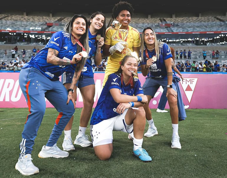 Limpia, Camila y Fabiola son campeonas con Cruzeiro en Brasil – Fútbol Internacional