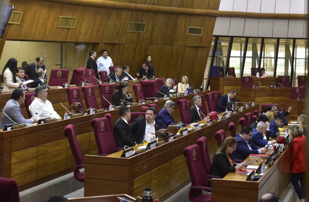 Próxima sesión de Diputados tratará la prórroga de plazo para “comisión garrote”